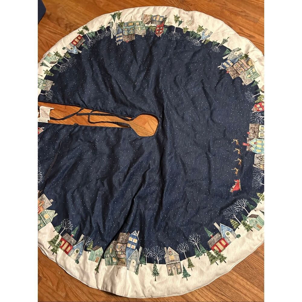 Isaac Mizrahi New York Christmas Tree Skirt Navy Starry Night w Village rn#75343